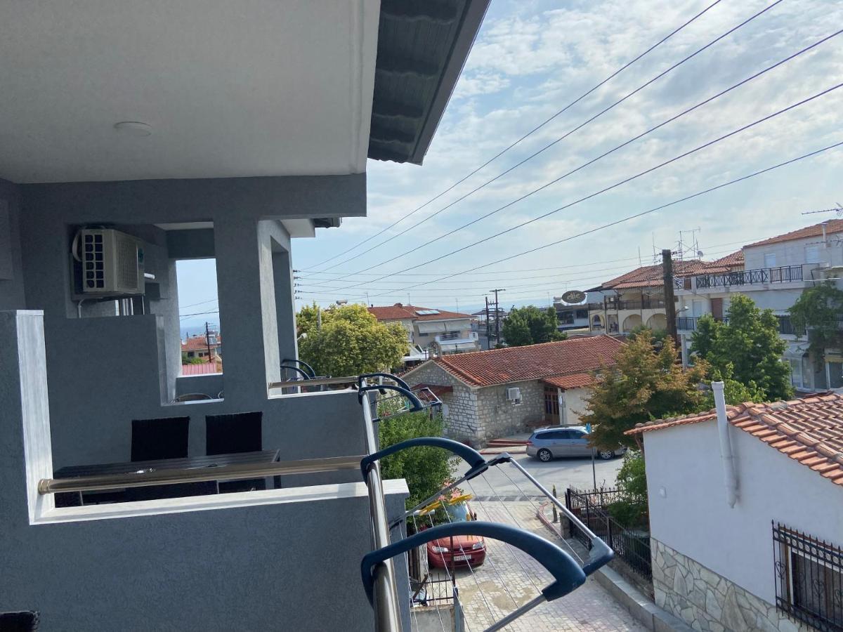 Apartments Miki Поліхроно Екстер'єр фото