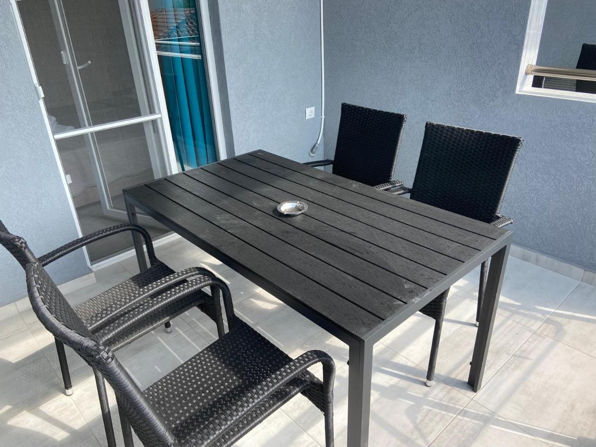Apartments Miki Поліхроно Екстер'єр фото