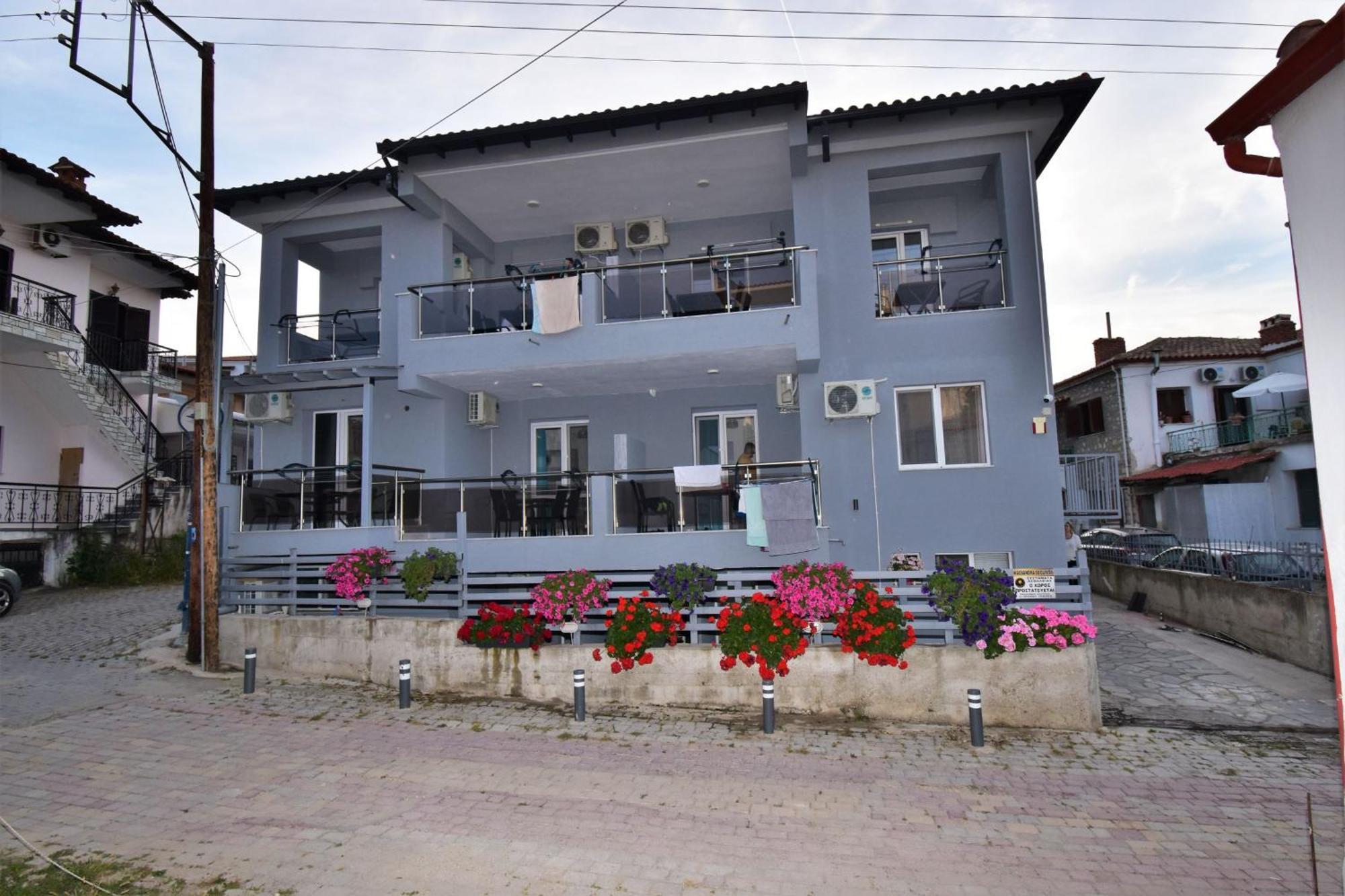 Apartments Miki Поліхроно Екстер'єр фото